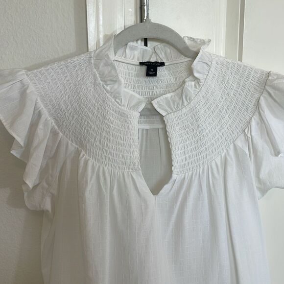 NWOT Ann Taylor White Ruffled Women's Sleeveless Top - Picture 2 of 4